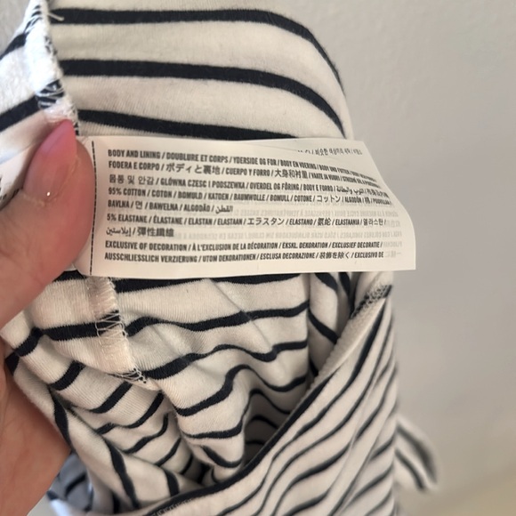 Abercrombie & Fitch Bodysuit Women’s Large Tall - Picture 4 of 4